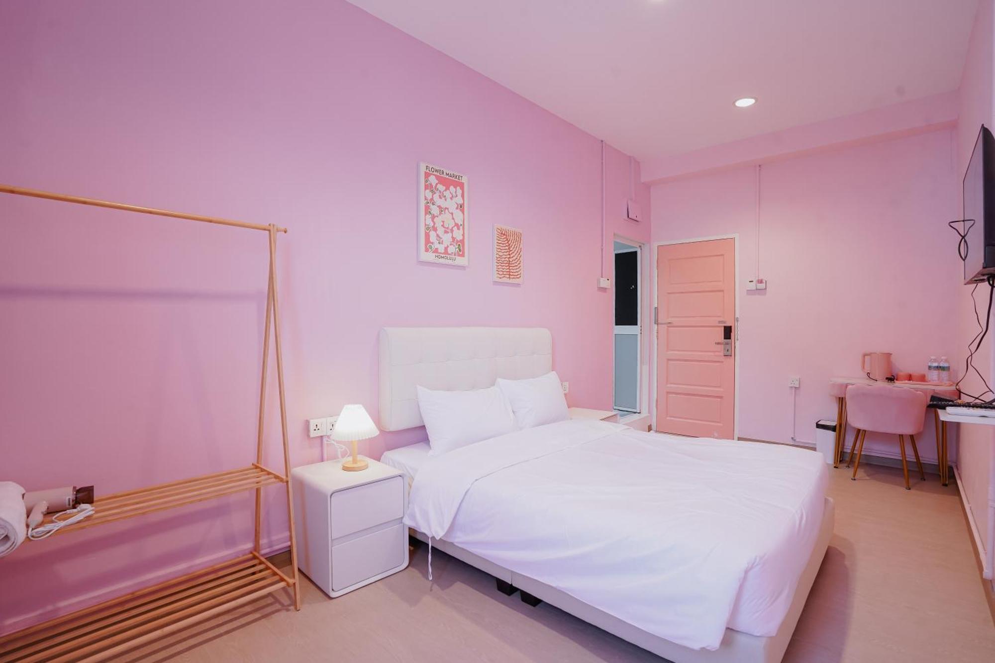 Pink Cabana Hotel Джорджтаун Экстерьер фото