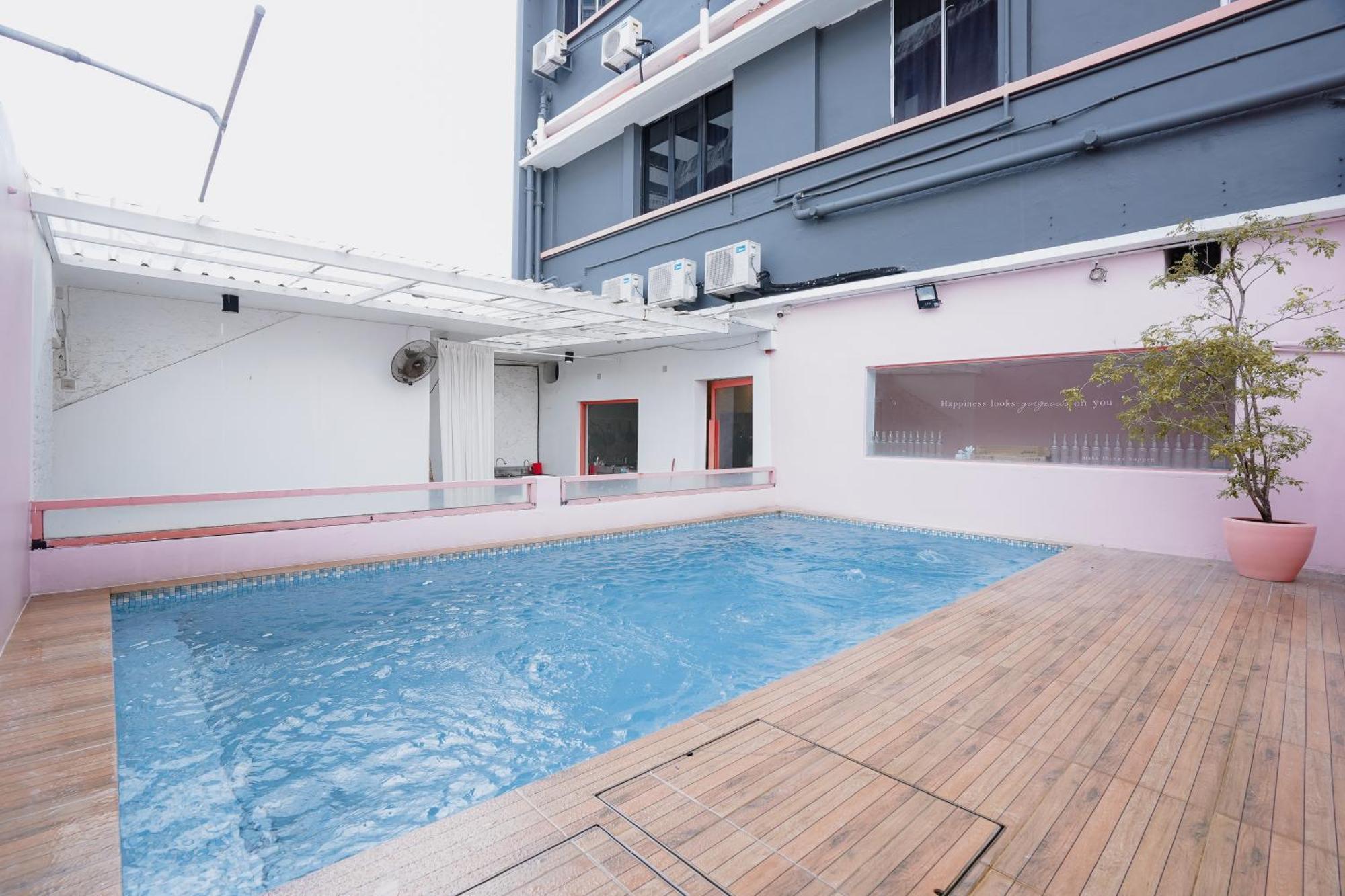 Pink Cabana Hotel Джорджтаун Экстерьер фото